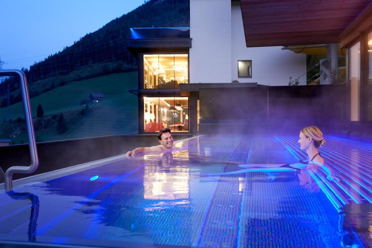 Almhof Family Und Wellness Resort Gerlos Eksteriør billede